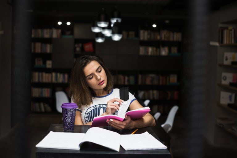 How to Write a Literature Review for a Dissertation | UK Guide